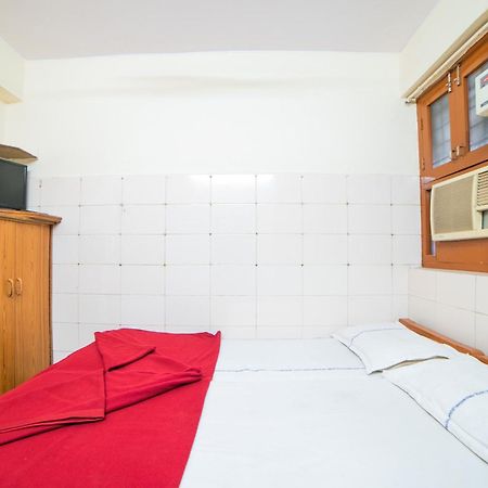 Hotel O Sree Radha Lodge Near Snow World 세쿤데라바드 외부 사진